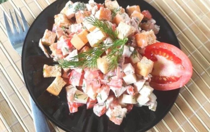 Cooks shared a recipe for a delicious Bavarian salad, which is prepared without the addition of mayonnaise