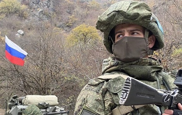 Кремль підтвердив виведення миротворців з Карабаху