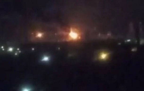 Рязанский НПЗ атаковали дроны: вспыхнул пожар