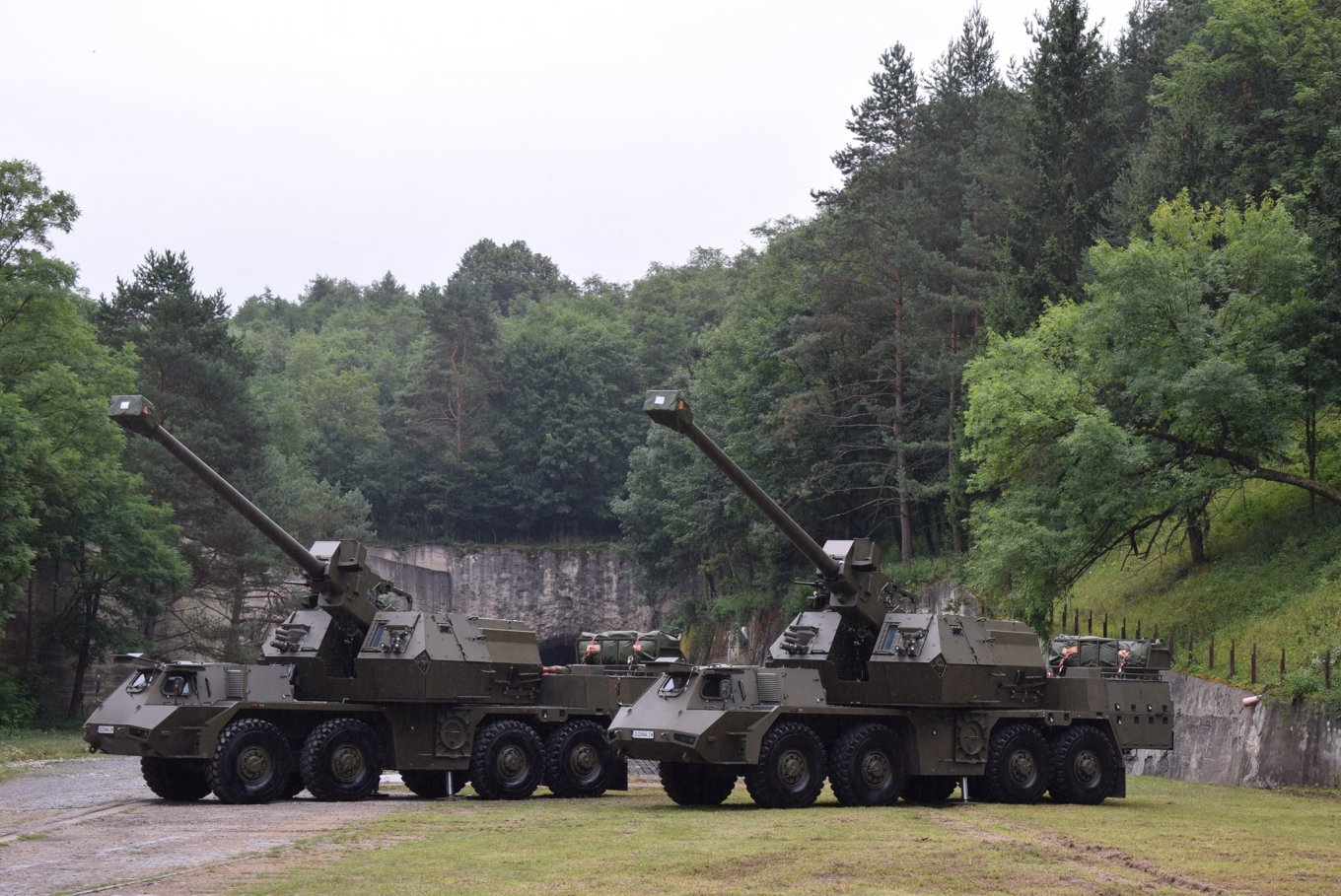 Slovakia interrupts the supply of Zuzana 2 self-propelled guns for the Armed Forces