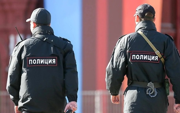 In the suburbs of Moscow, a man shot at the police from a flare gun