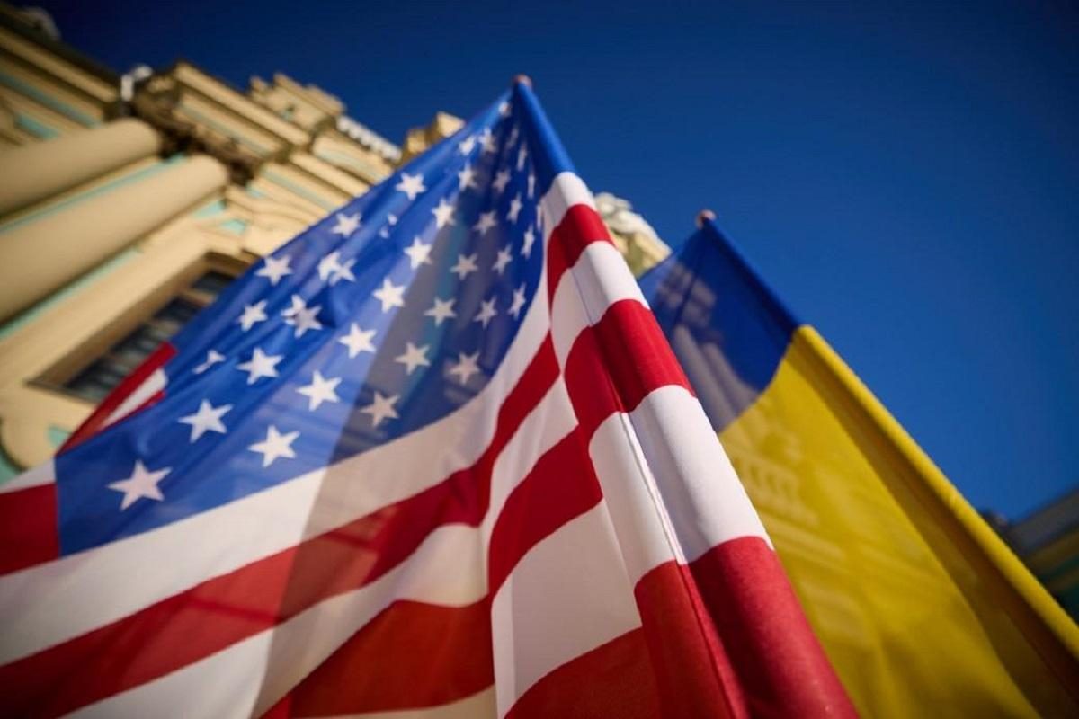 The US will announce new arms packages for Ukraine in the coming weeks, State Dept