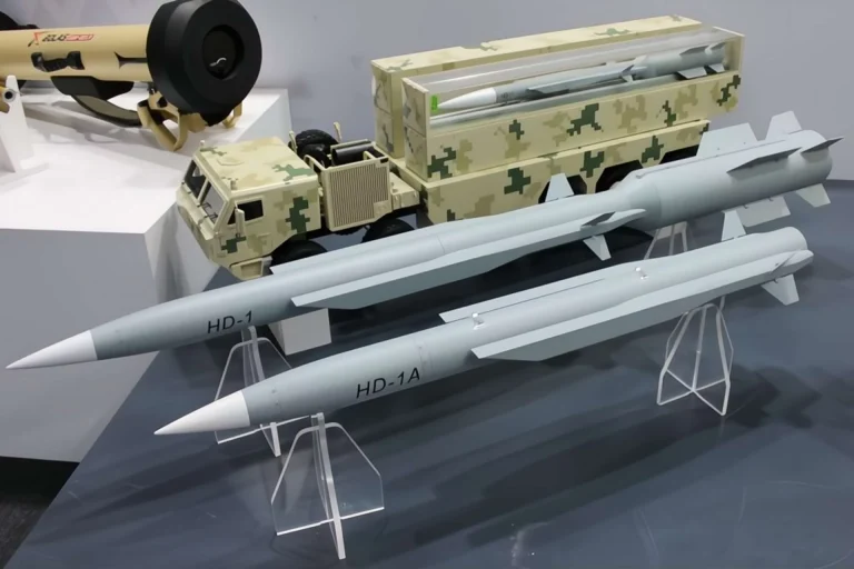 China demonstrates supersonic missiles HD-1 and HD-1A: develop from 2,5 to 3,5 Mach and fly up to 5 meters above the ground