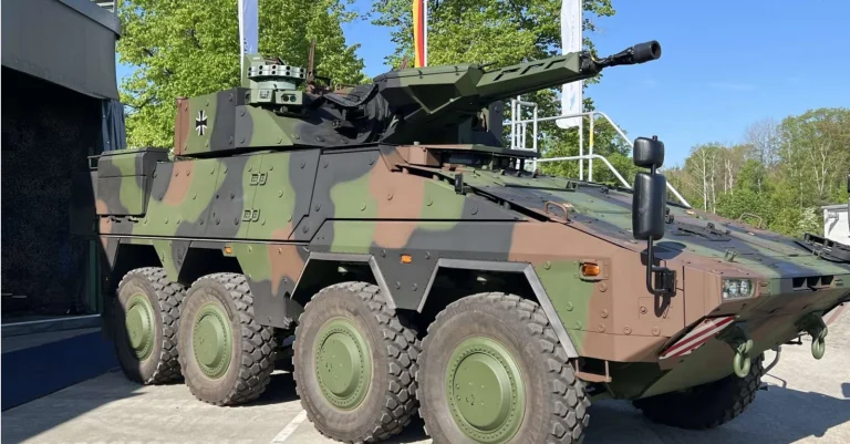 The German Army receives the first Boxer BMP with a 30 mm automatic cannon and the MELLS anti-tank guided missile system