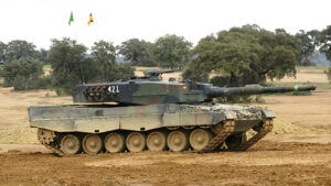 Іспанія передасть Україні партію танків Leopard та боєприпаси