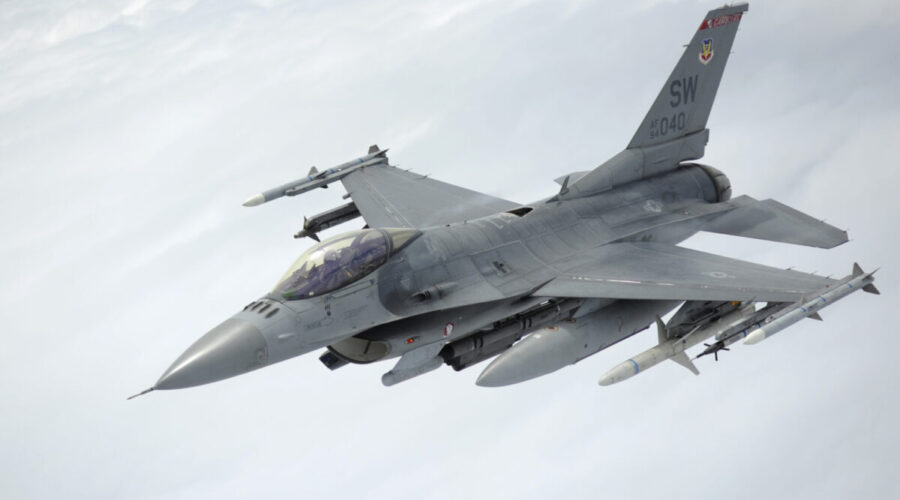 Бельгія передасть Україні 30 F-16 до 2028 року: перші літаки відправлять цього року