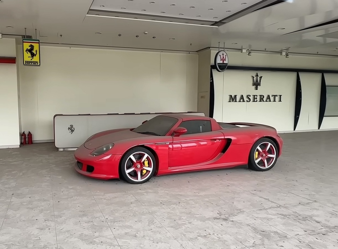 Porsche Carrera GT