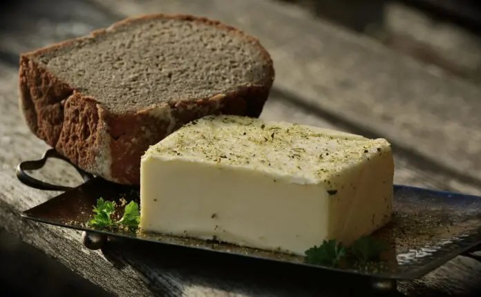 Експерти розповіли, як обрати якісне вершкове масло