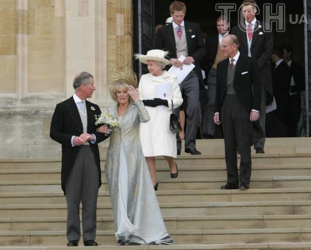 Королева Єлизавета II на весіллі Чарльза і Камілли / © Associated Press
