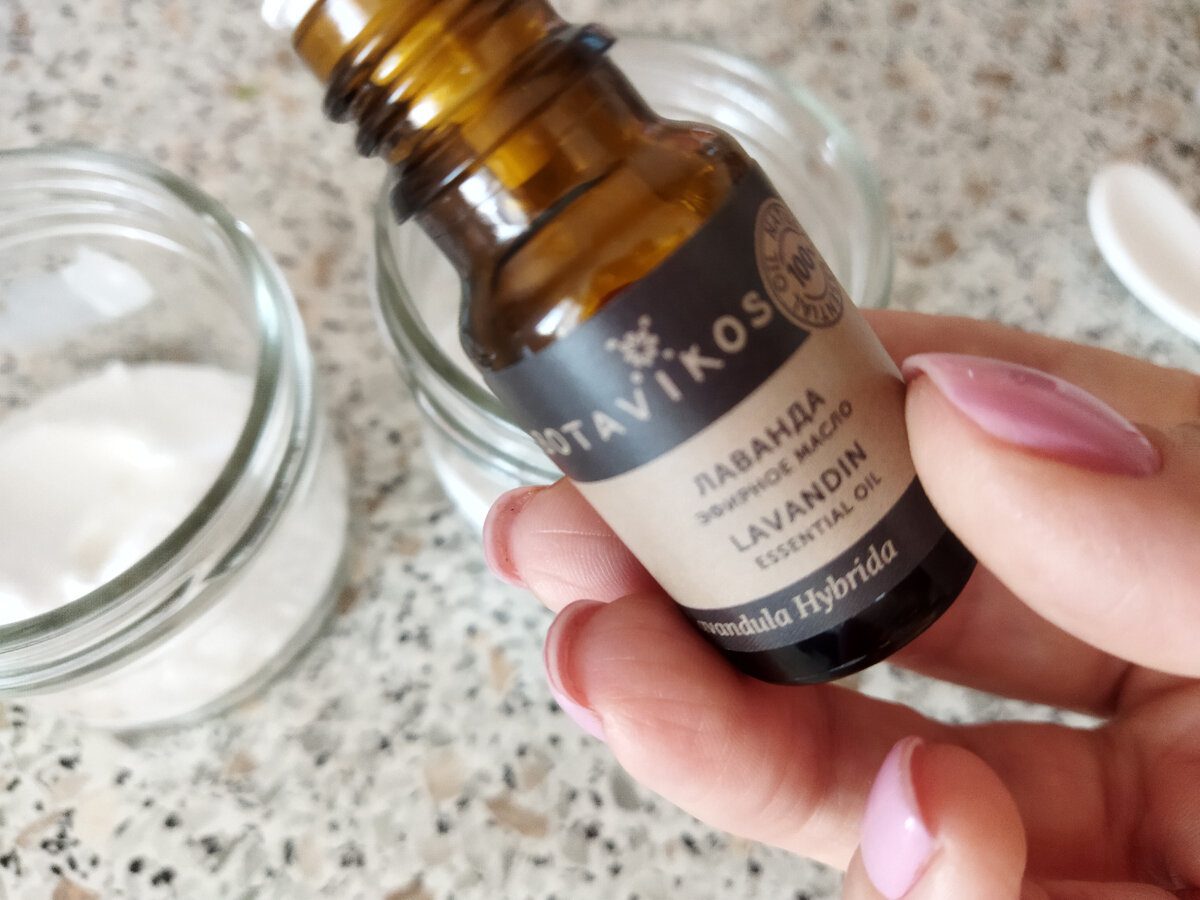 Експерти порадили спосіб, який допоможе позбутись від молі в будинку