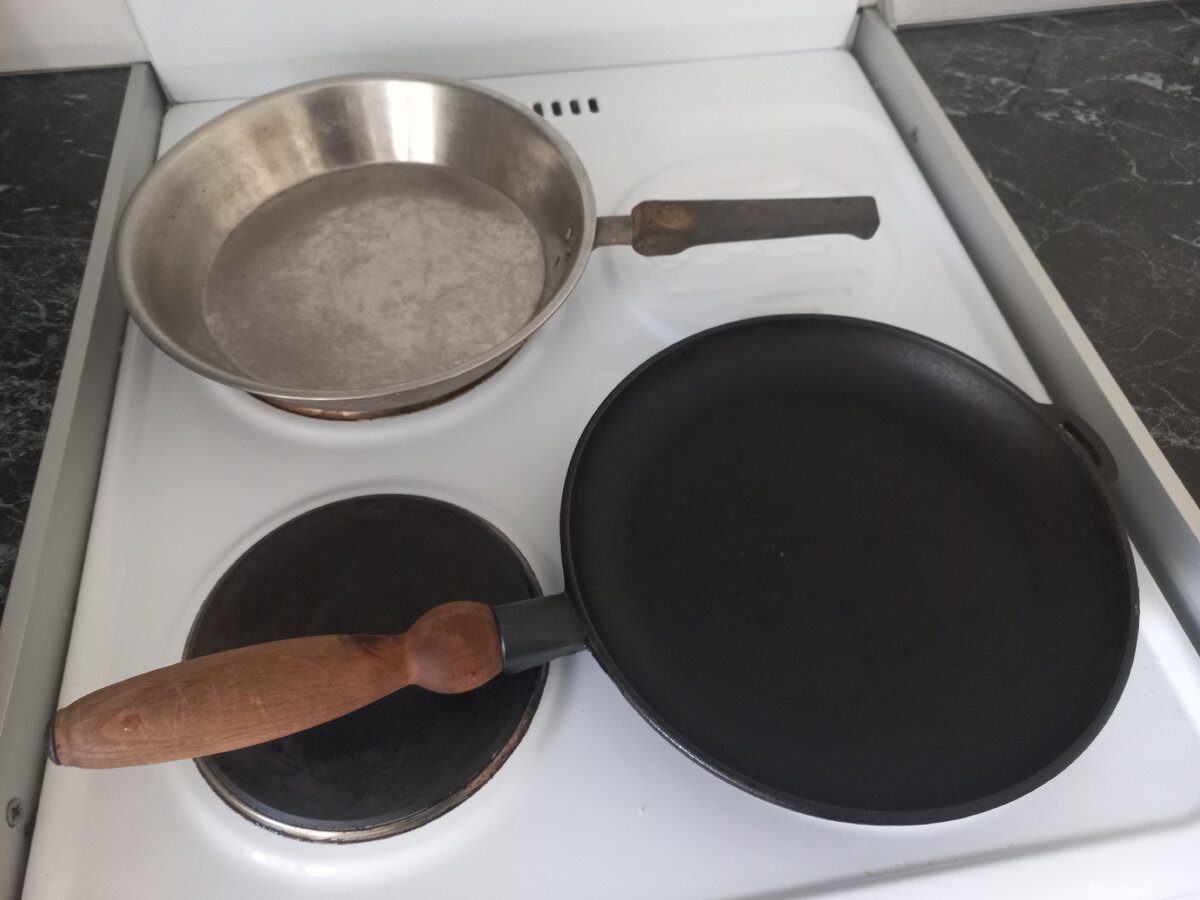 Експерти розповіли, як очистити стару сковорідку від нагару без зайвого клопоту – порада