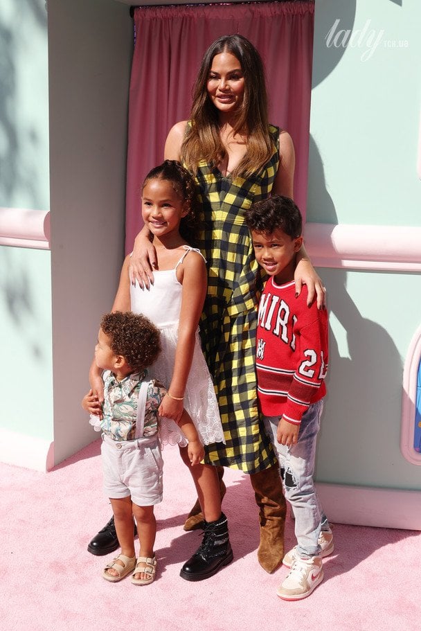 Кріссі Тейген із дітьми / © Getty Images