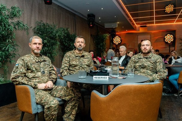 Бійці ДАР ОАБр НГУ