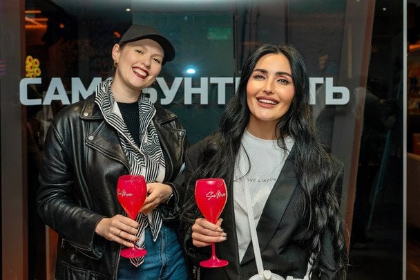 Олександра Ковтонюк та Анна Добриднєва