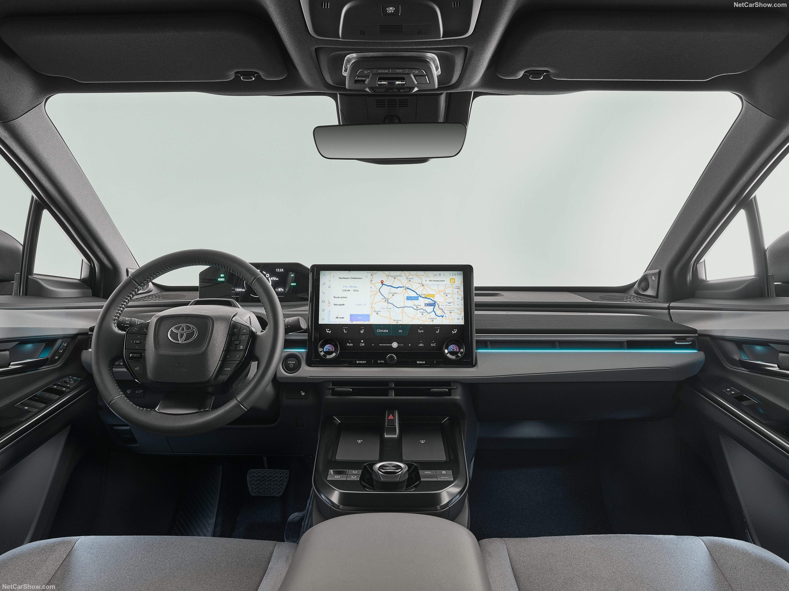 Електричний виклик RAV4: Toyota C-HR+ 2026 переписує правила доступних кросоверів