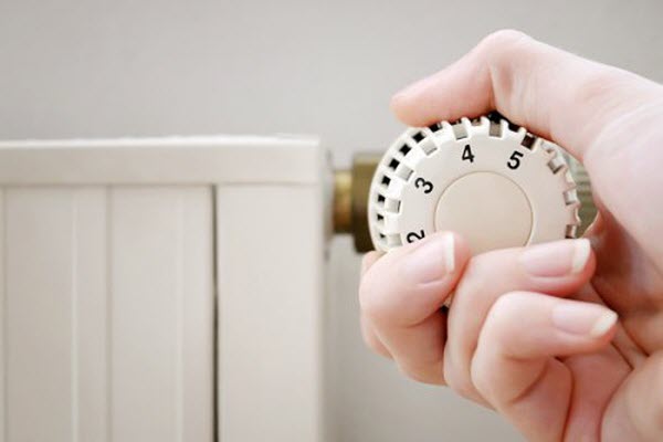 Названо ідеальну температуру опалення, щоб уникнути плісняви вдома центральне опалення