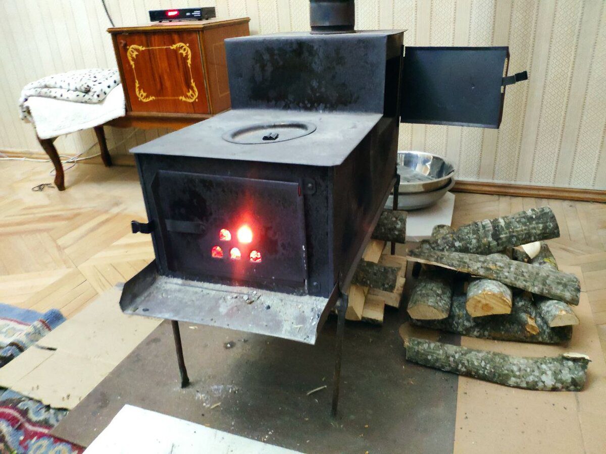 Експерти розповіли, як покращити ефективність опалення буржуйкою в домашніх умовах