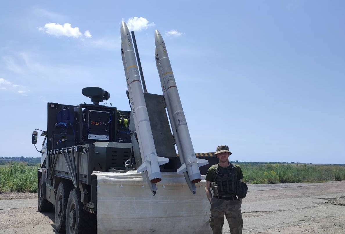 "Ворон" на полюванні: український Raven збив 24 дрони та налякав російські Су-25