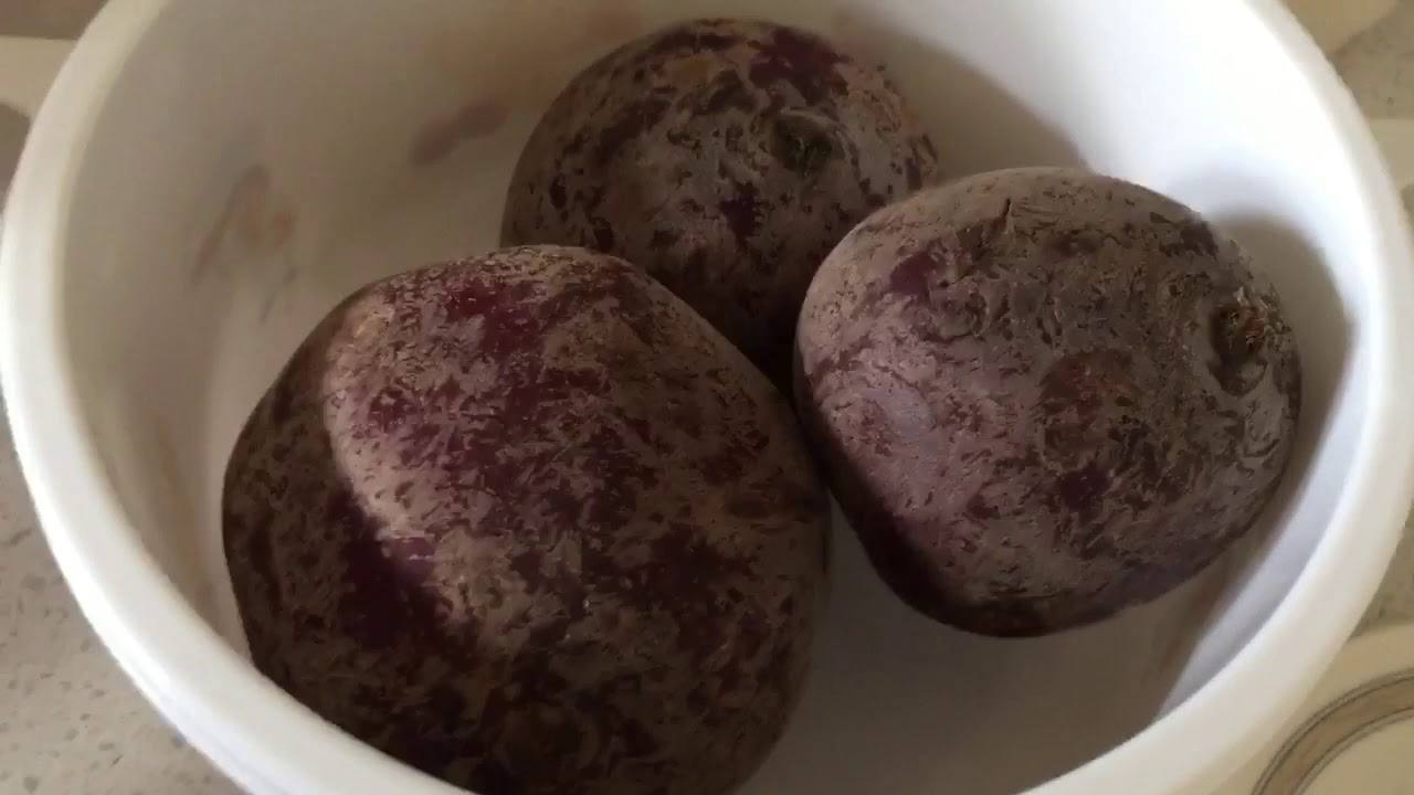 Господині розповіли, як приготувати буряк за 5 хв і зберегти колір та вітаміни