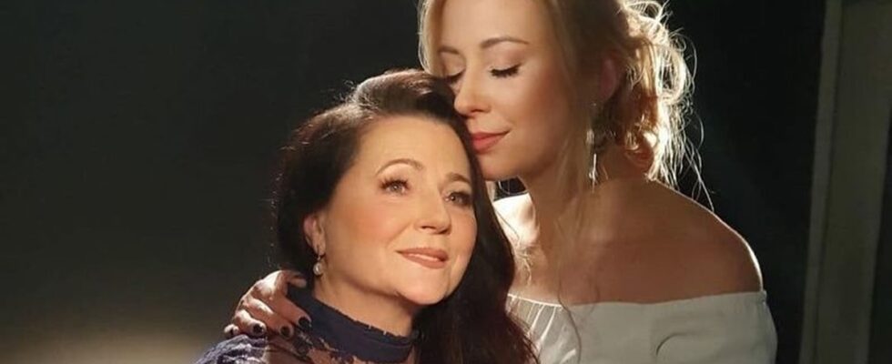 «Два роки без Вас»: Тоня Матвієнко вшанувала пам’ять знаменитої мами