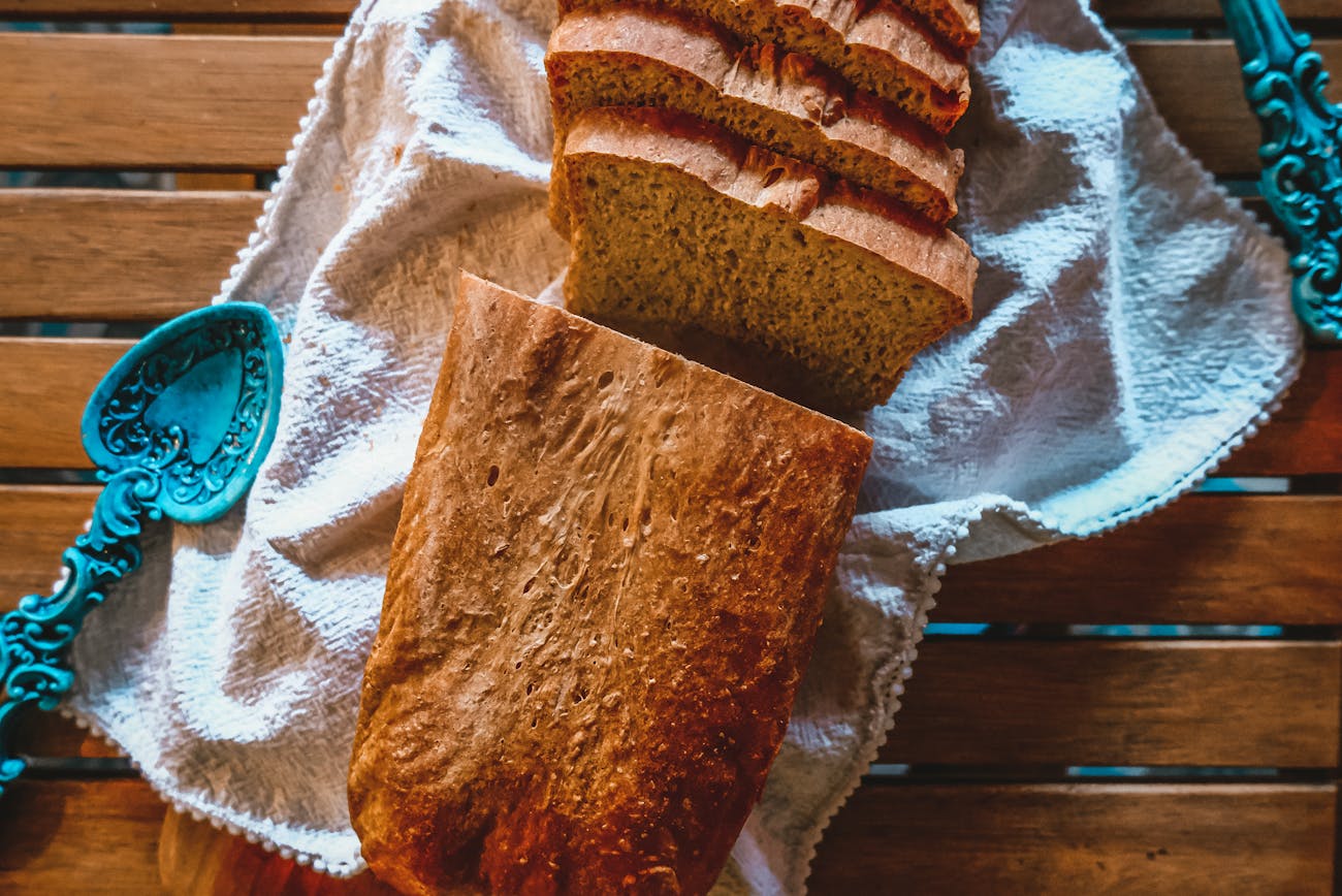 Експерти розповіли, як наточити власноруч зубчастого помічника для нарізання хліба Експерти розповіли, як наточити власноруч зубчастого помічника для нарізання хліба
