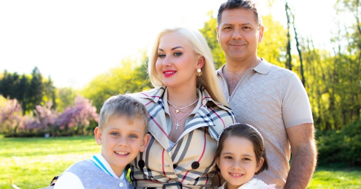 Катерина Бужинська висловилася про часту розлуку з чоловіком-іноземцем і ревнощі: "Знав, кого обирав"