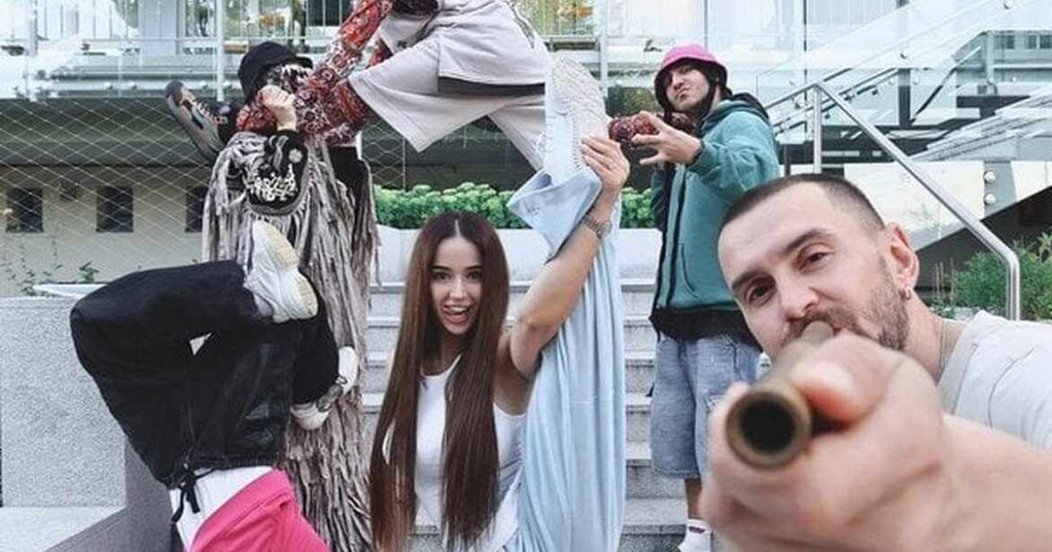Сімбочка розповіла всю правду про співпрацю з Kalush Orchestra