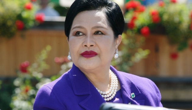 У Таїланді померла королева-мати Сірікіт