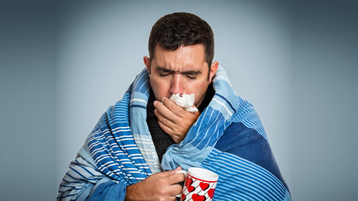 Як відрізнити COVID, грип, застуду та RSV у 2025 році: пояснення лікарів Застуда
