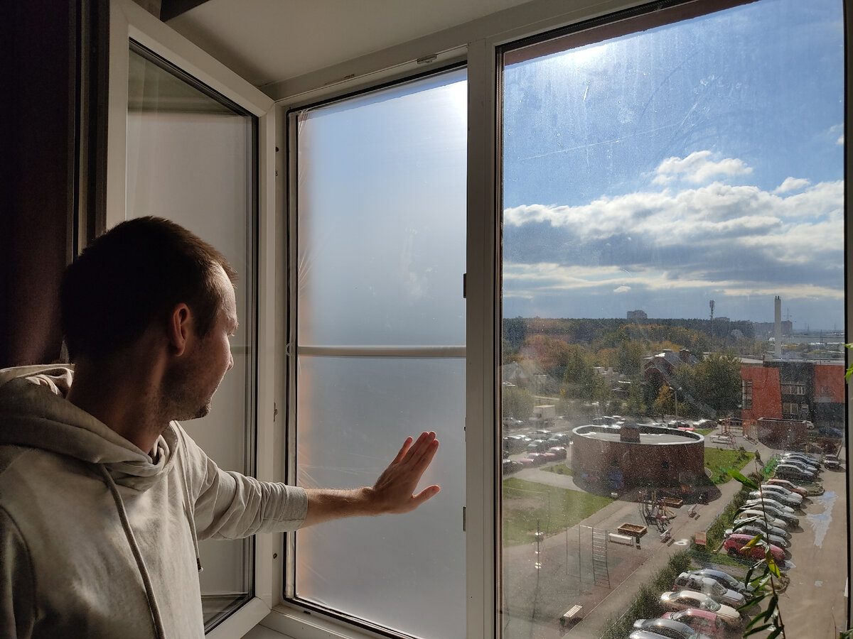 Експерти розповіли, як можна легко та просто утеплити вікна вдома для збереження тепла