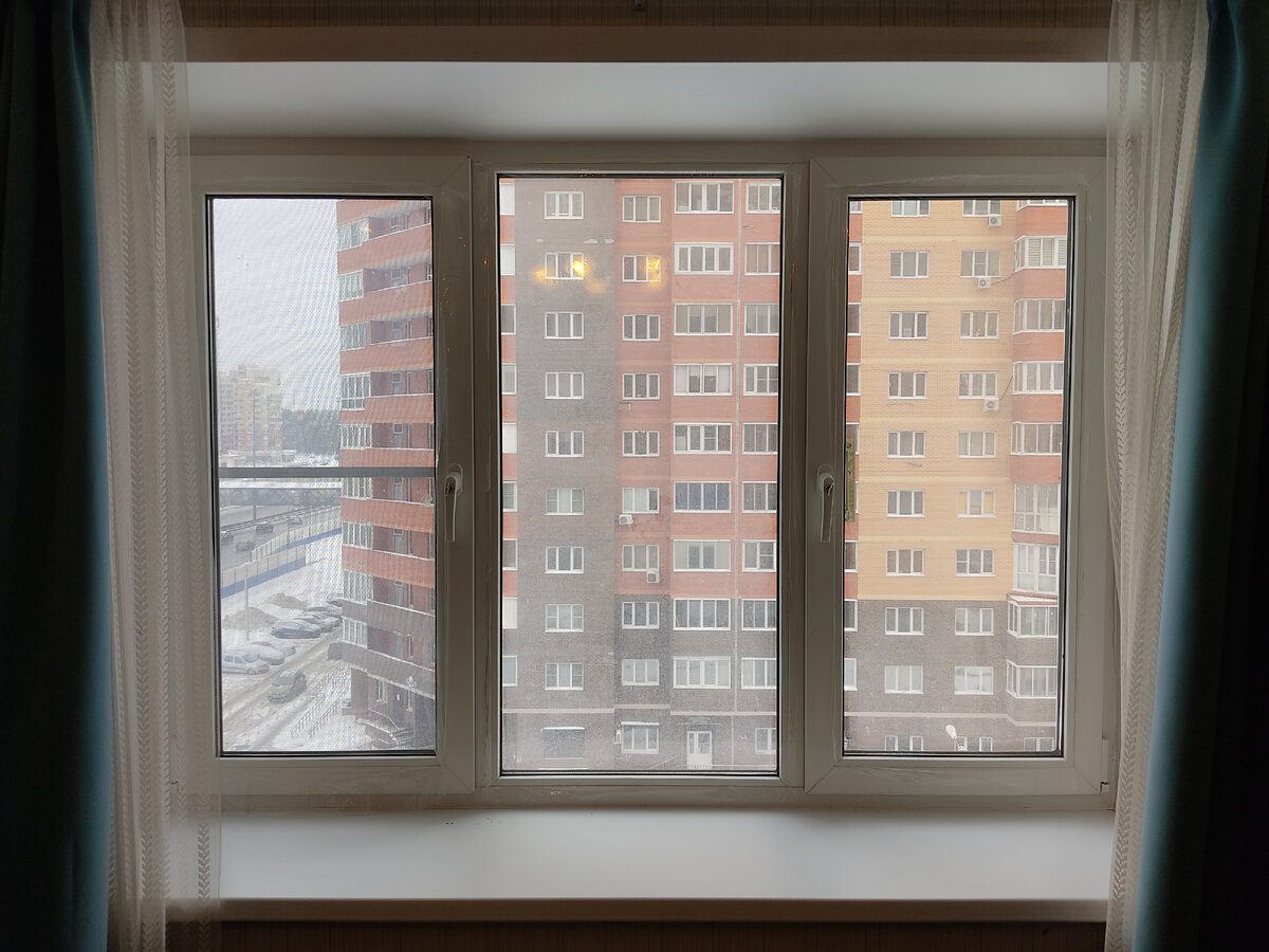 Експерти розповіли, як можна легко та просто утеплити вікна вдома для збереження тепла