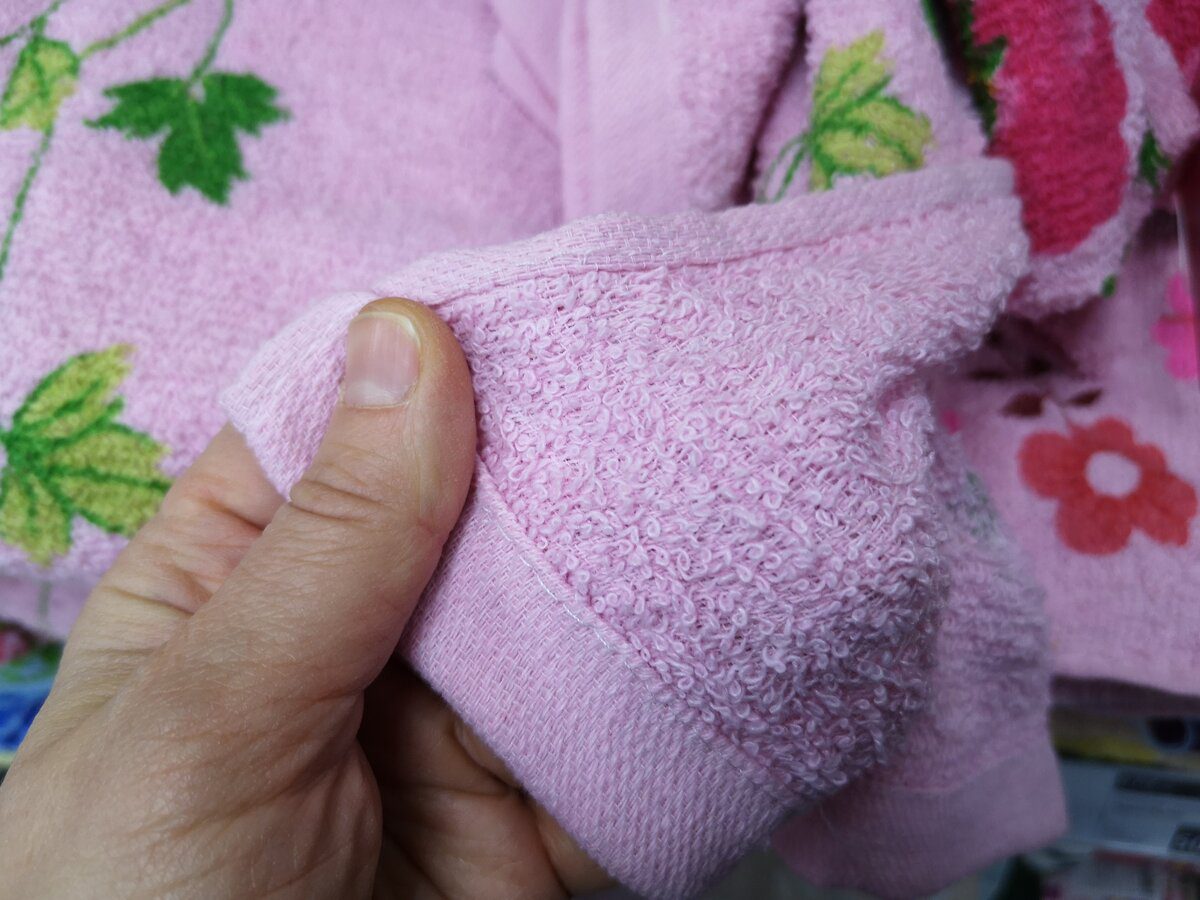 Експерти порадили спосіб, як очистити старі рушники від бруду та смороду простим лайфхаком