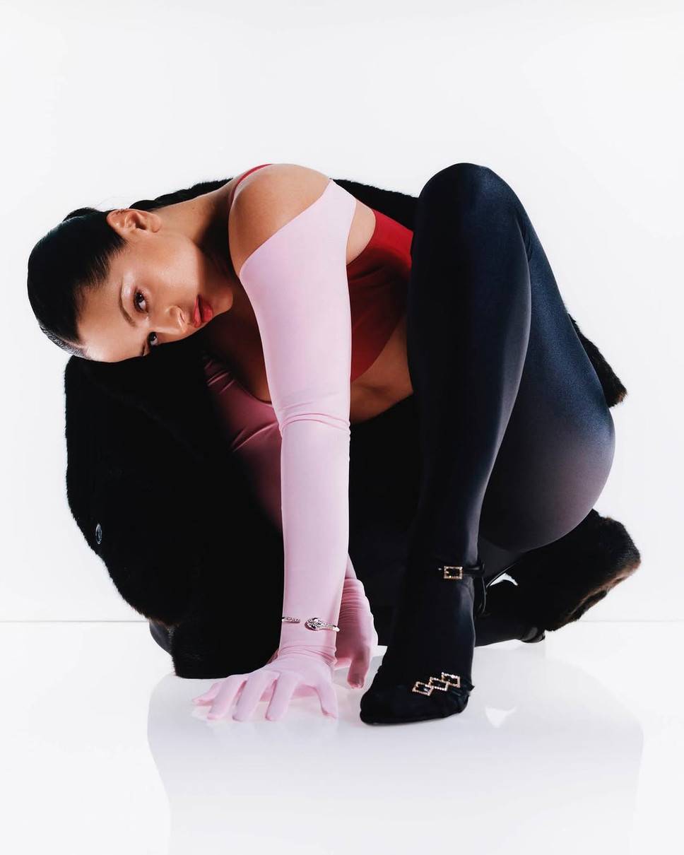 Розалія позує для Vogue