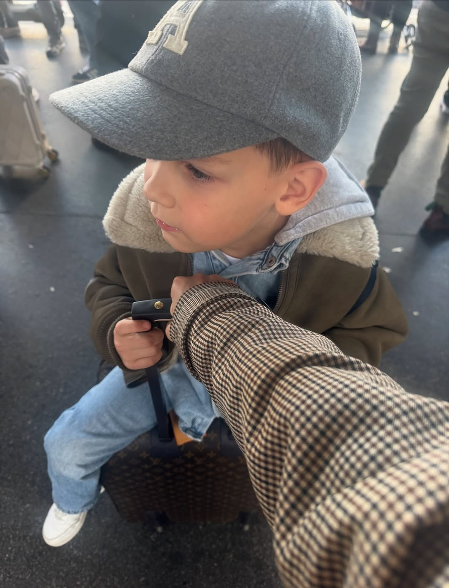 Син Міші Романової на фото