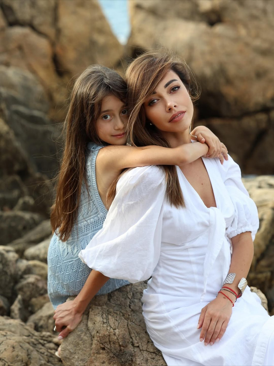 Катерина Кухар зі своєю дочкою від Стоянова