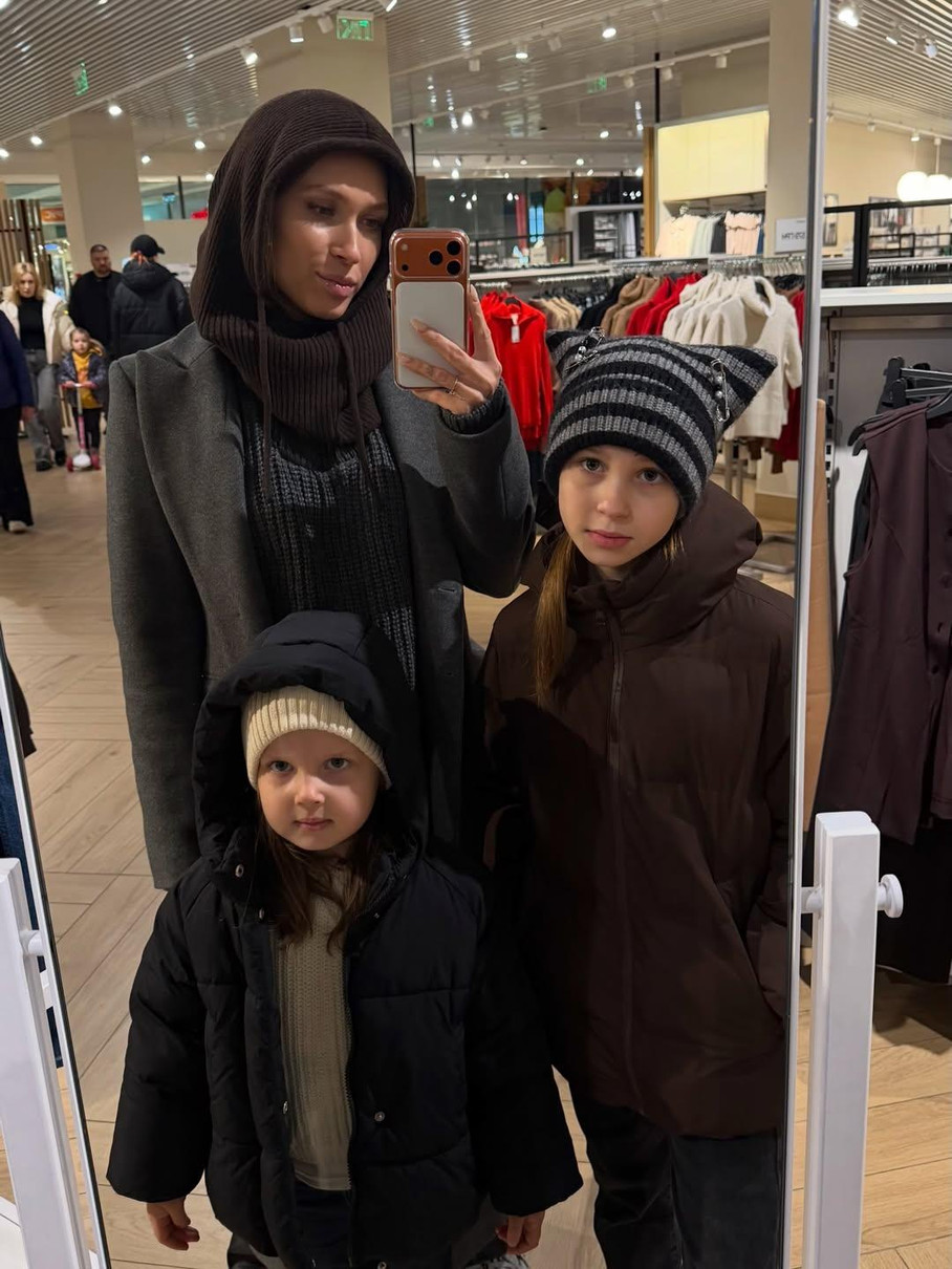 Акторка Олена Світлицька