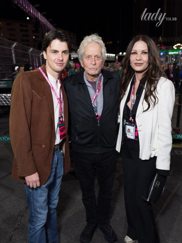 Ділан і Майкл Дугласи та Кетрін Зета-Джонс / © Getty Images