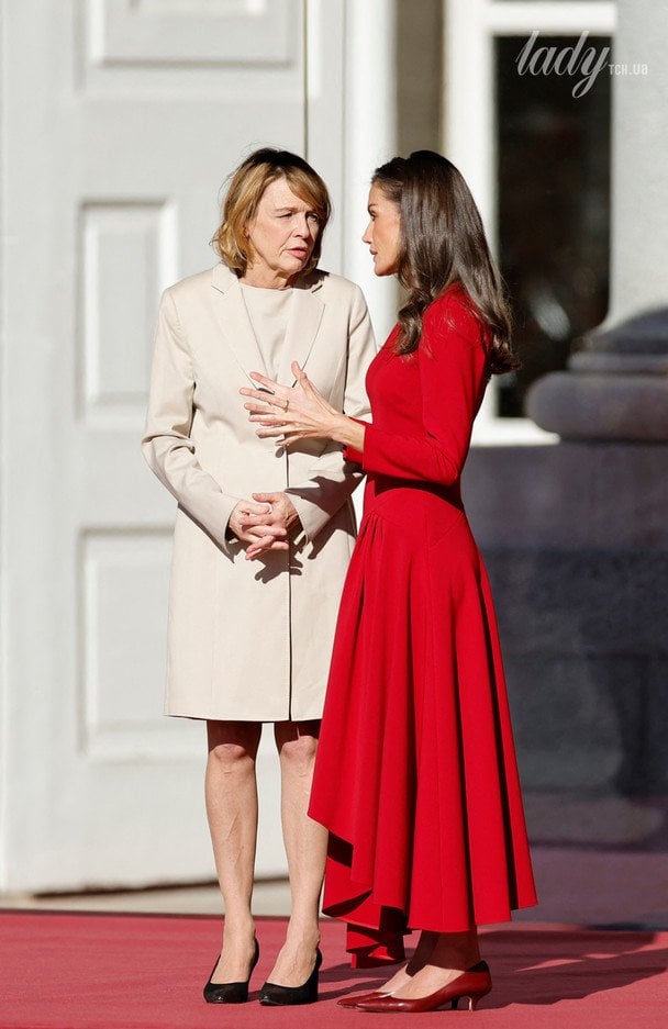 Ельке Бюденбендер і королева Летиція / © Getty Images