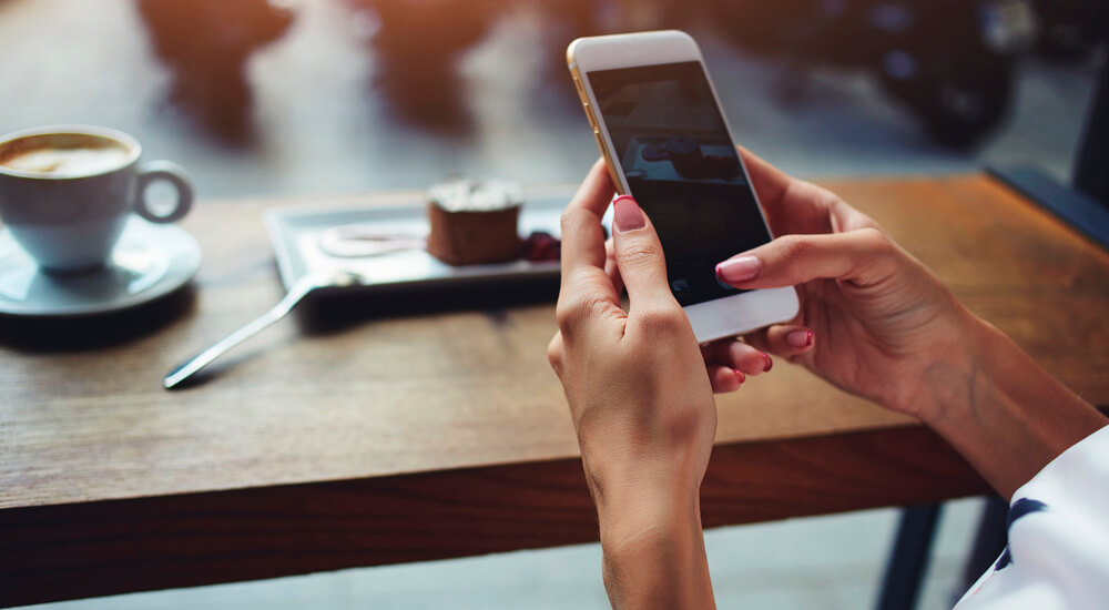 Нові правила користування смартфонами для дітей до 12 років Смартфон