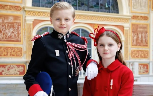 Князівська родина Монако опублікувала нові портрети Жака та Габріелли