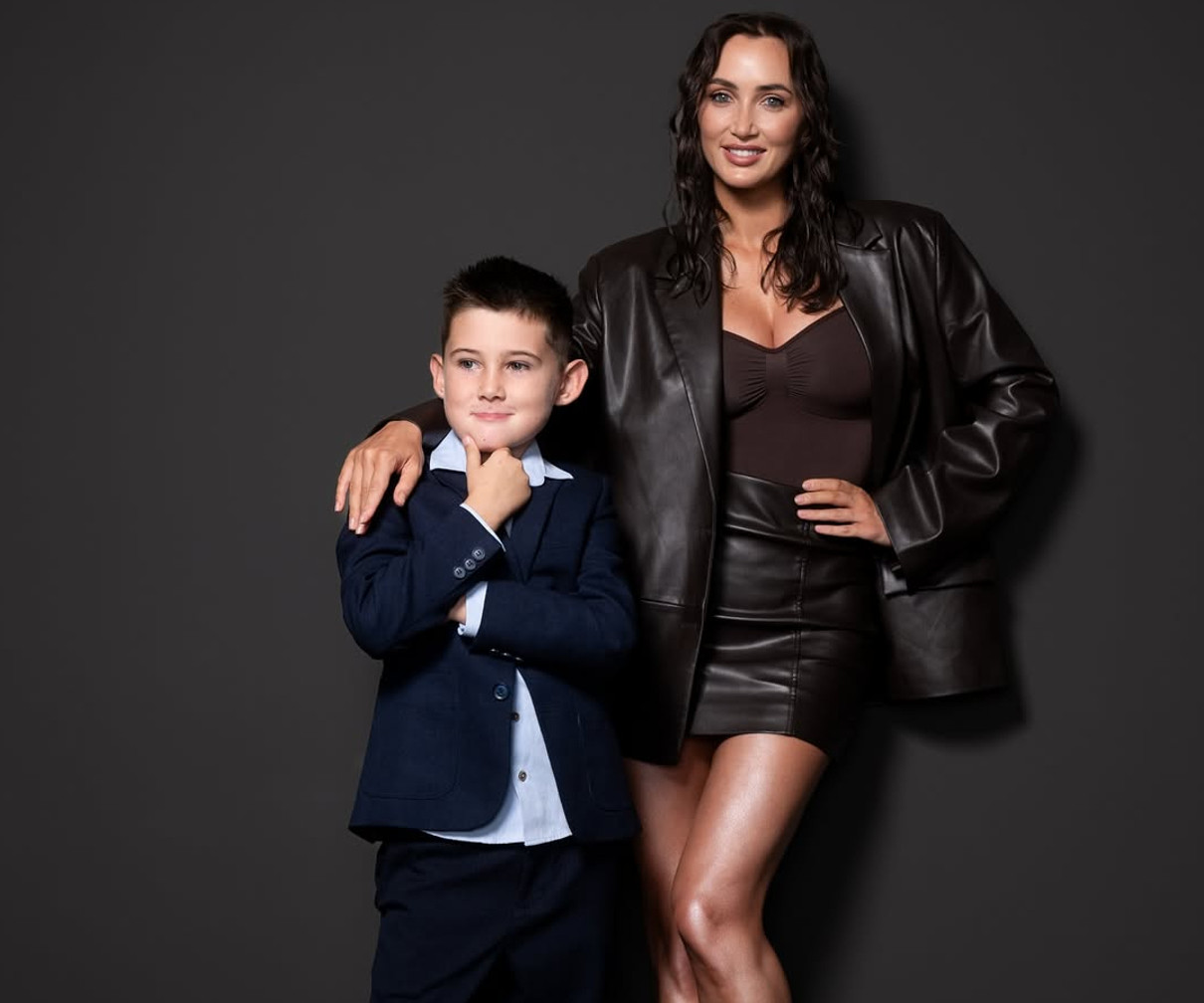 Анна Різатдінова показала портрет з сином