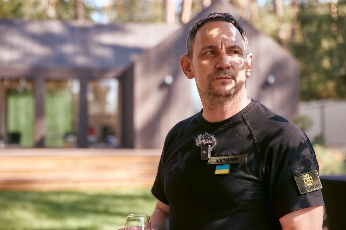 "Я вільний, навіть коли серце зайняте": Харчишин про закоханість, Соколову та відсутність у нього домівки