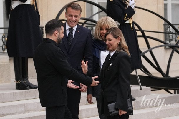 Президент і перша леді України зустрілися з президентом і першою леді Франції / © Associated Press