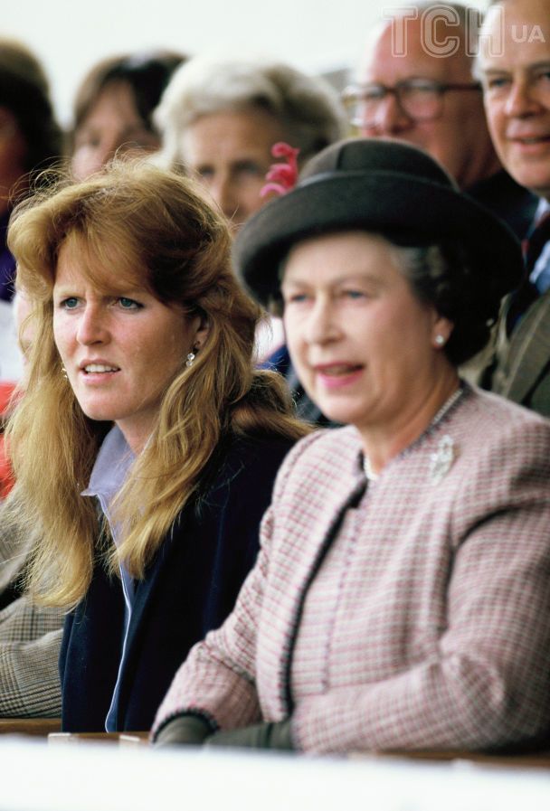 Сара Фергюсон і королева Єлизавета II / © Getty Images