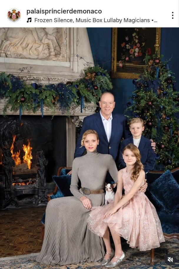 Різдвяна листівка княжої родини Монако / © Instagram княжої родини Монако