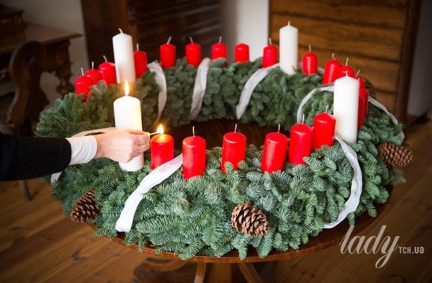 Різдвяний вінок зі свічками / © Getty Images