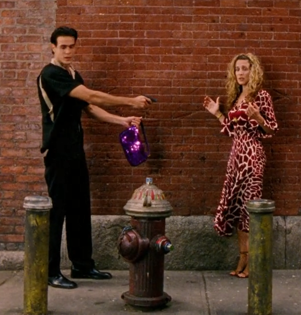 Сара Джессіка Паркер у ролі Керрі Бредшоу / © скриншот з відео / © скриншот з відео