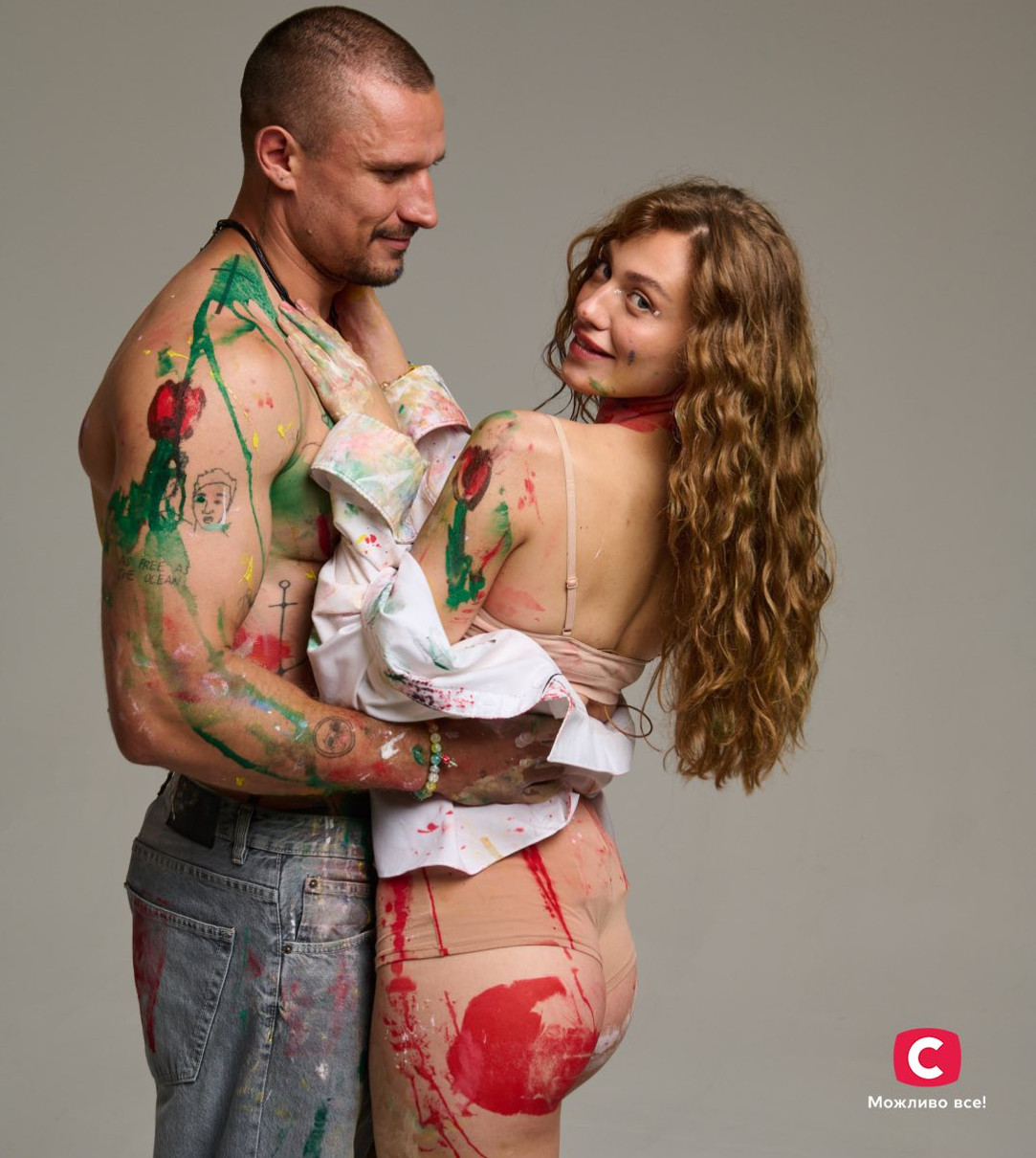 Тарас Цимбалюк топлес наробив гарячих фото з учасницею Холостяка