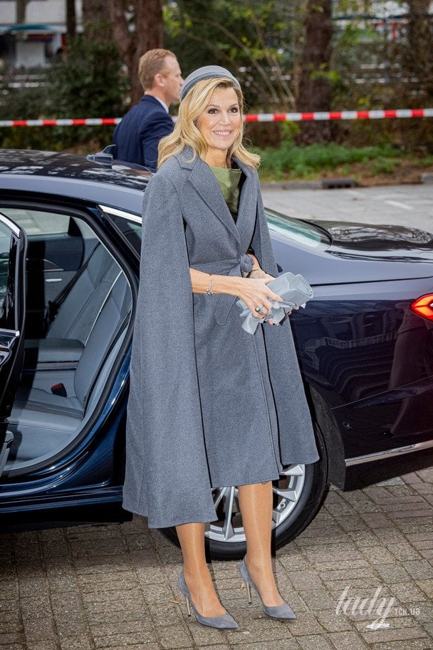 Королева Максима в цьому самому образі і в пальті / © Getty Images