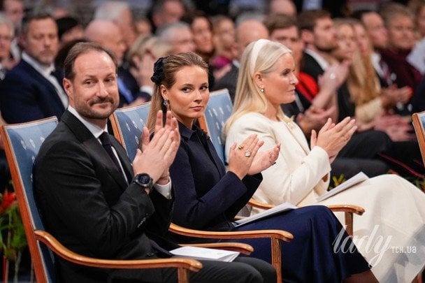 Кронпринц Гокон, принцеса Інгрід Олександра і принцеса Метте-Маріт / © Associated Press